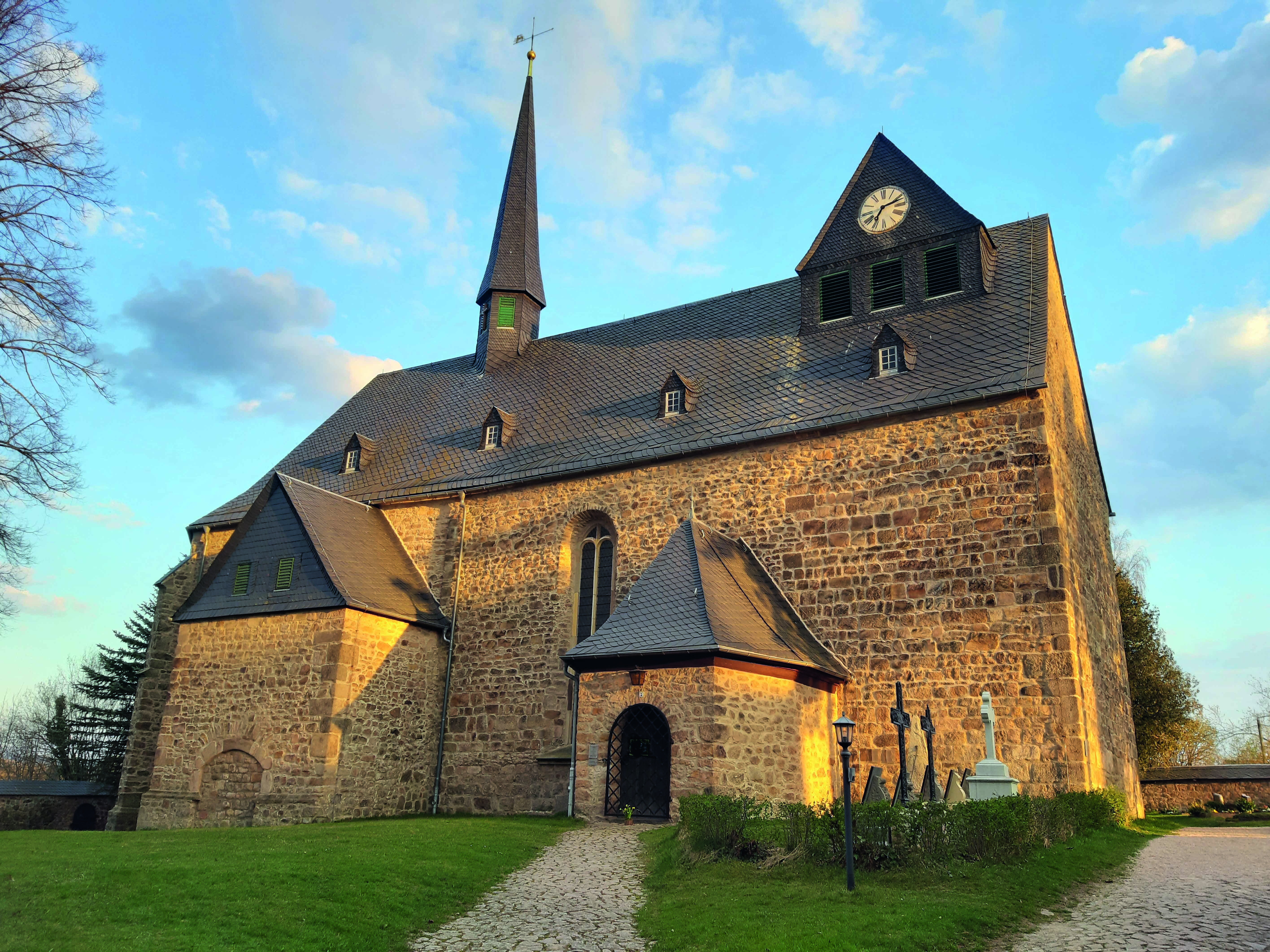 23 Kirchenführung